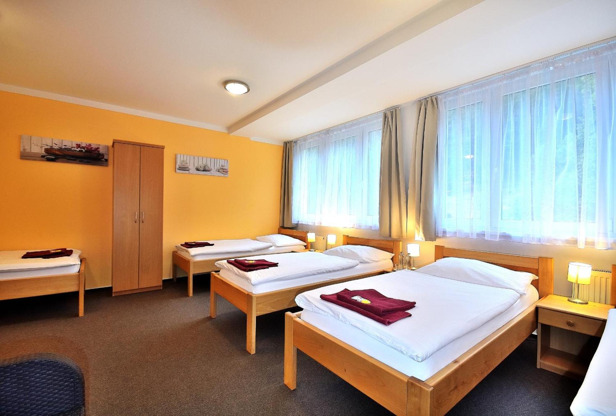 Hotel Luna 3*